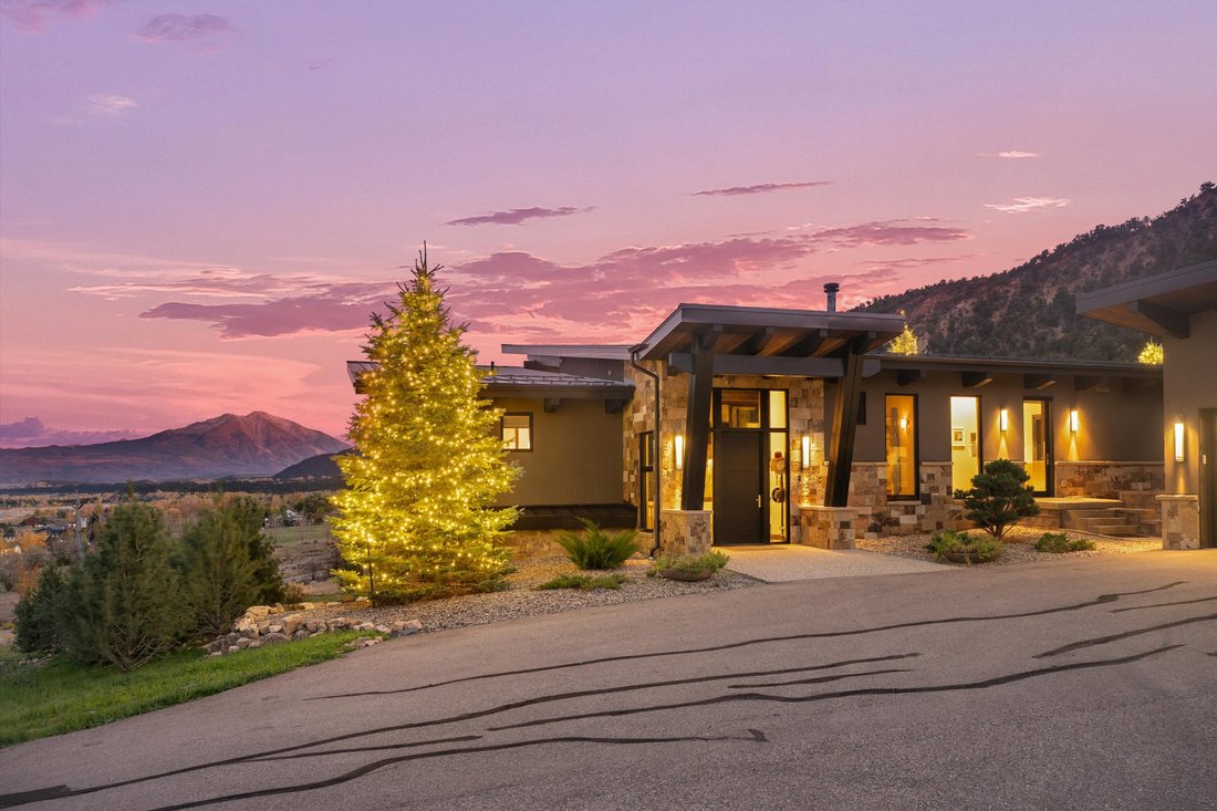 Glenwood Springs, Colorado, United States 4 - 17548061
