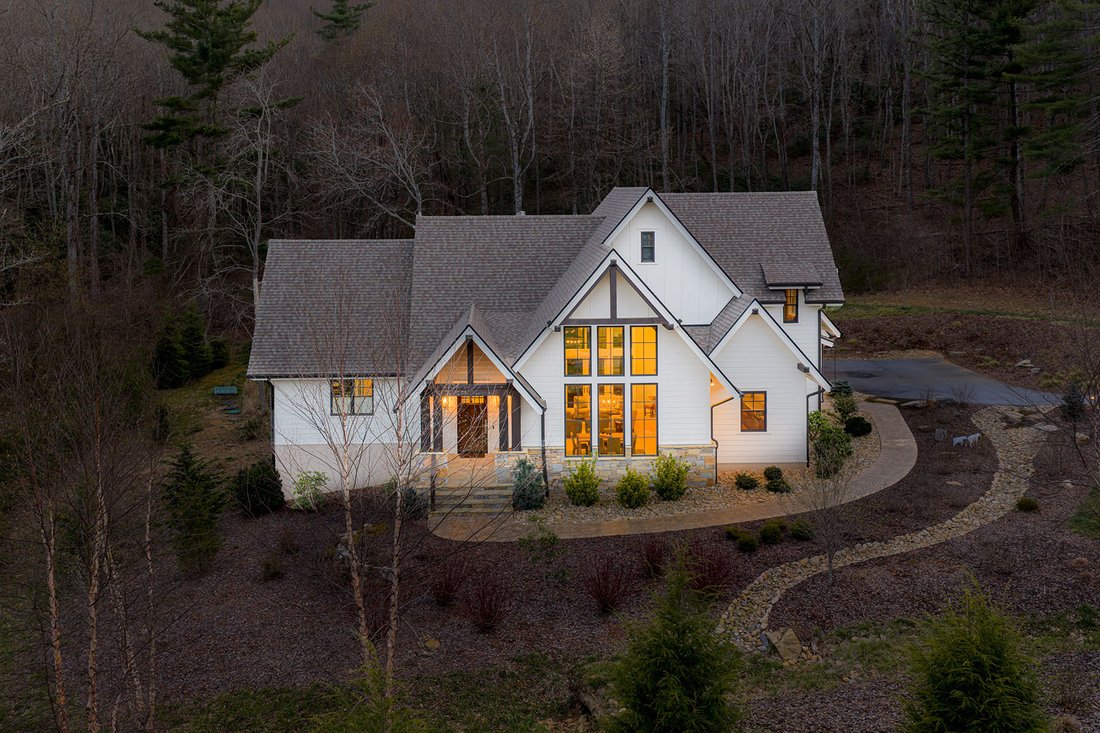 House in Asheville, North Carolina, United States 1 - 17548086