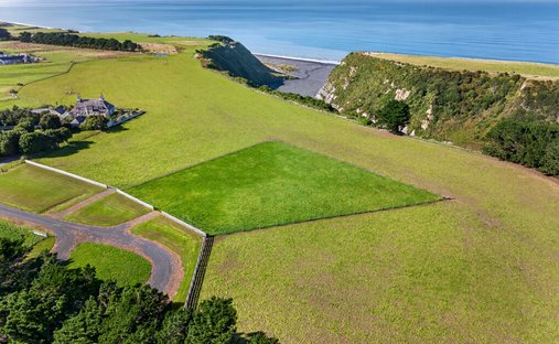 Land in Ocean Beach, Wellington, New Zealand 1