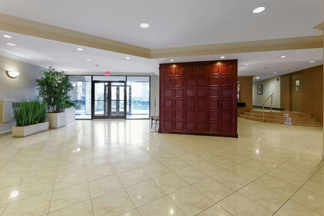 Co Op in Fort Lee, New Jersey, United States 3 - 17548060