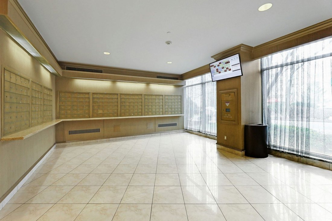 Co Op in Fort Lee, New Jersey, United States 4 - 17548060
