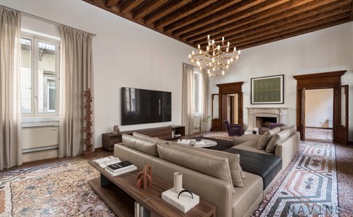 Apartment in Center, Verona, Veneto 1