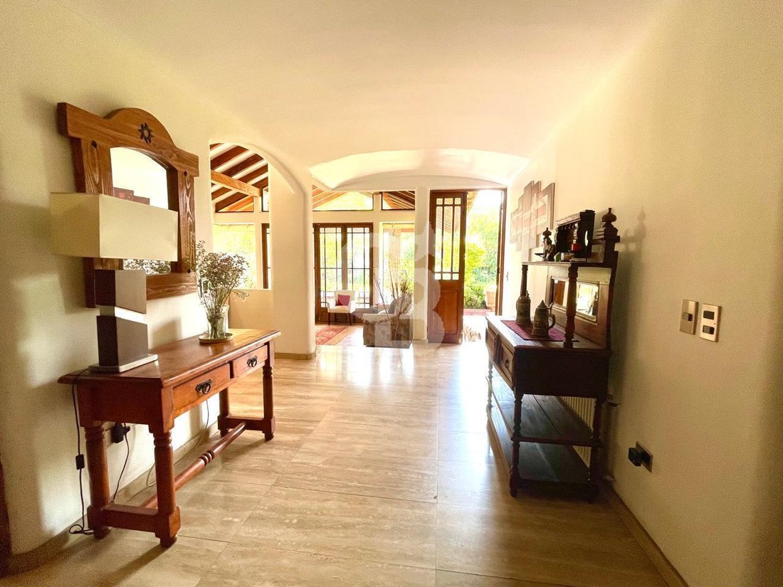 House in Lo Barnechea, Santiago Metropolitan Region, Chile 2 - 17548239