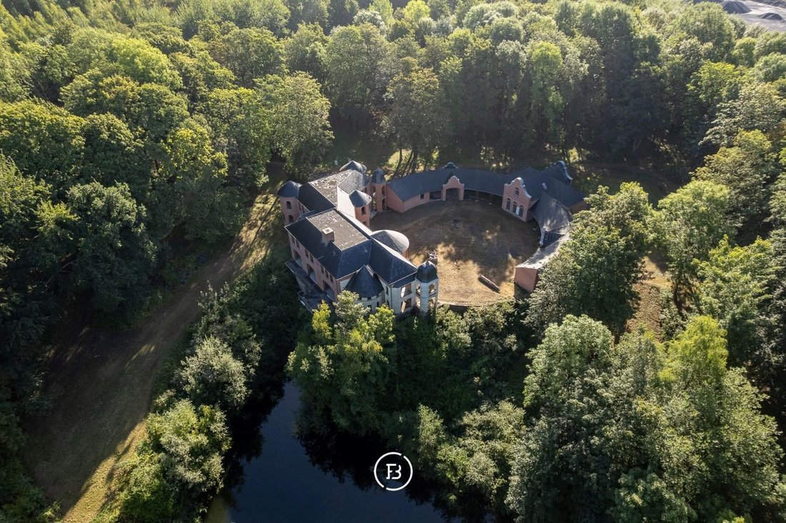 Estate in Tournai, Wallonia, Belgium 1 - 16770823