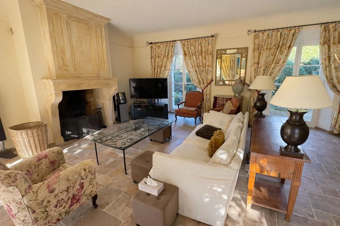 Domaine à Le Tholonet, Provence-Alpes-Côte d'Azur, France 4 - 17548489