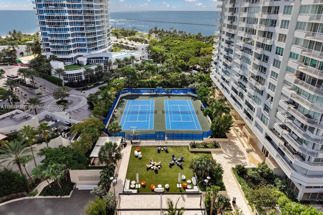 Condo in Miami Beach, Florida, United States 5 - 17549825