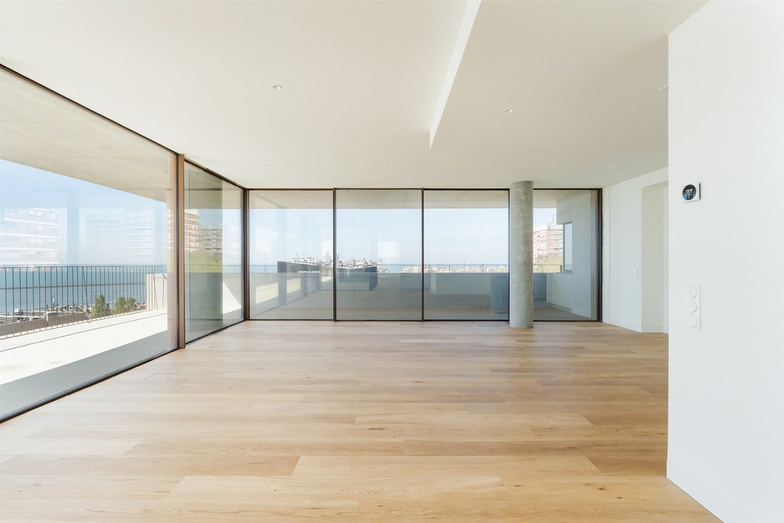 Apartment in Cedofeita, Santo Ildefonso, Se, Miragaia, Sao Nicolau e Vitoria, Porto District, Portugal 1 - 17539255