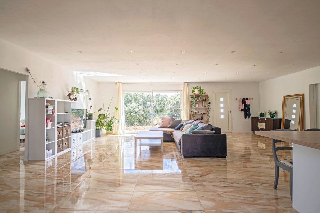 Villa in Claret, Occitania, France 4 - 17553059
