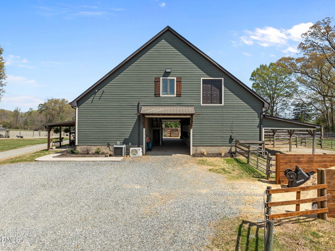 Farm Ranch in Greensboro, North Carolina, United States 3 - 17552367