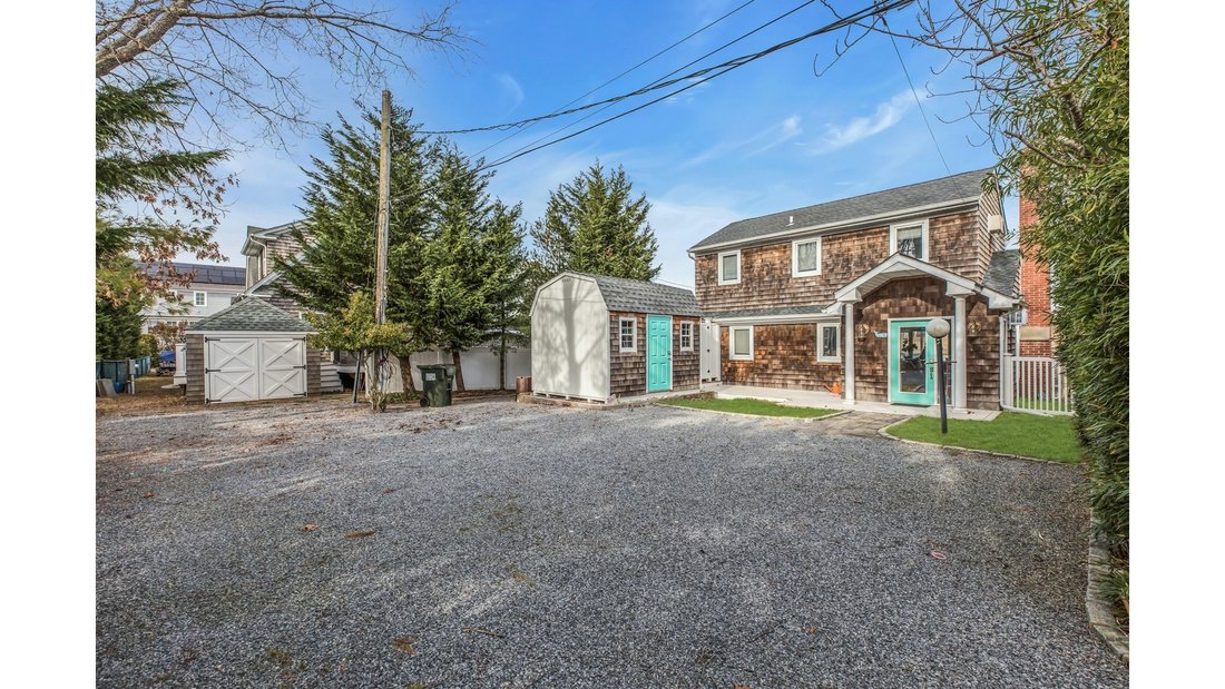 House in East Quogue, New York, United States 2 - 16893672