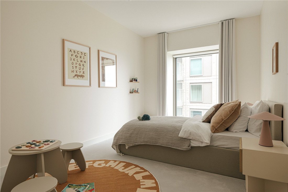 Apartment in Victoria Docks, Newham, England 4 - 15899112