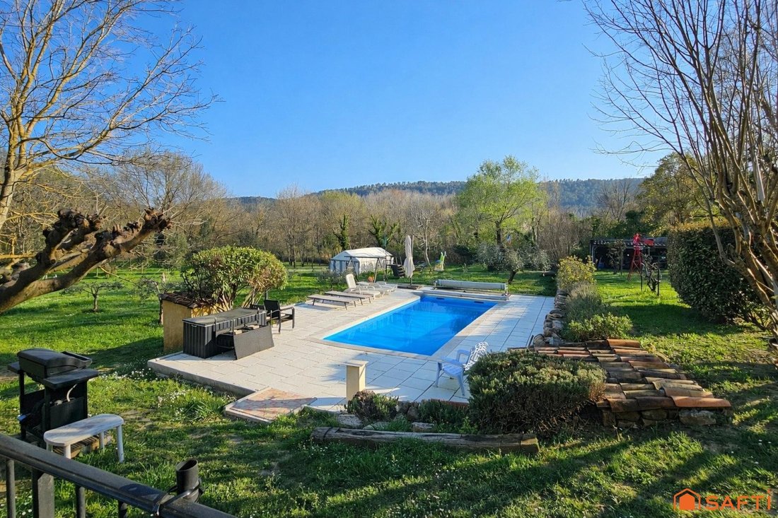 House in Salernes, Provence-Alpes-Côte d'Azur, France 4 - 17551233