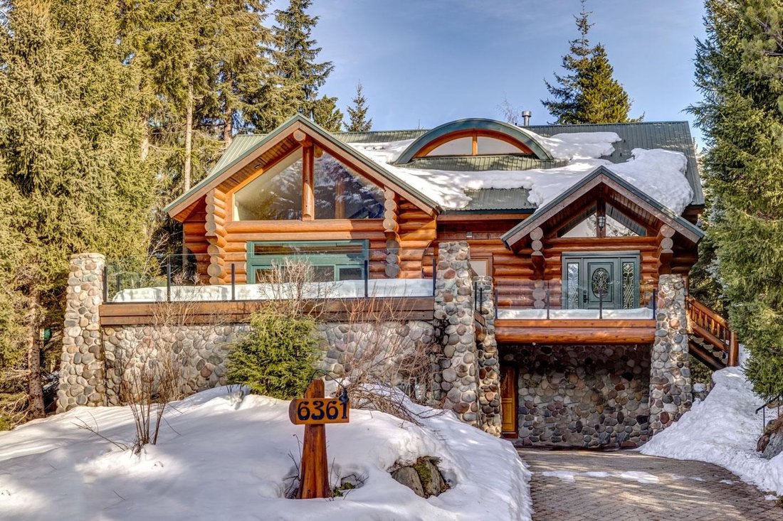 House in Whistler, British Columbia, Canada 3 - 17552872