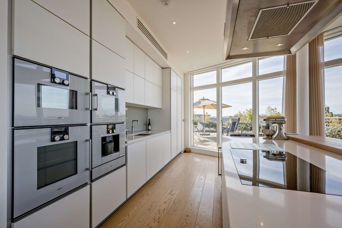 Apartment in Dorchester, England 4 - 17549450