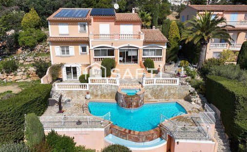 House in Ecarts, Roquebrune-sur-Argens, France 1