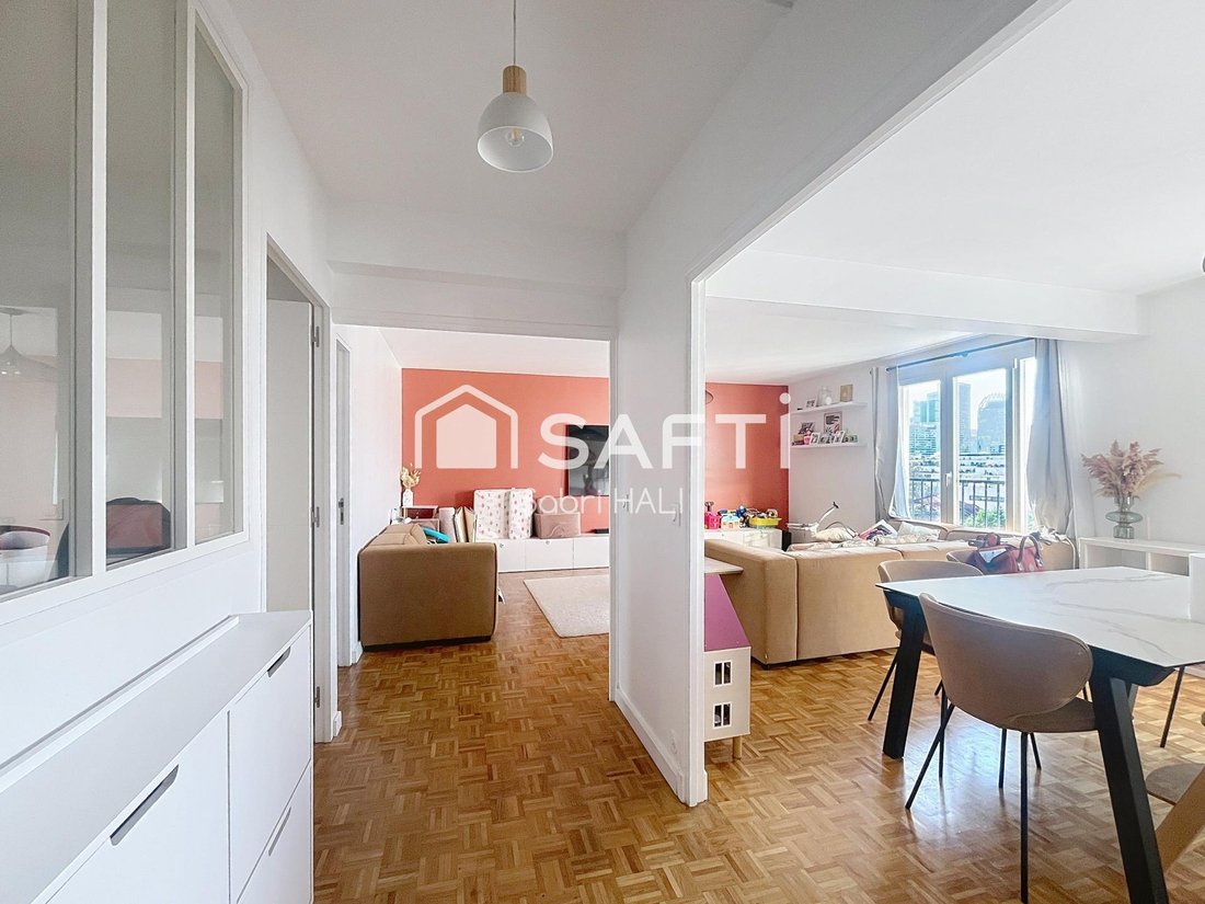 Apartment in Hôtel de Ville, Courbevoie, France 2 - 17551184