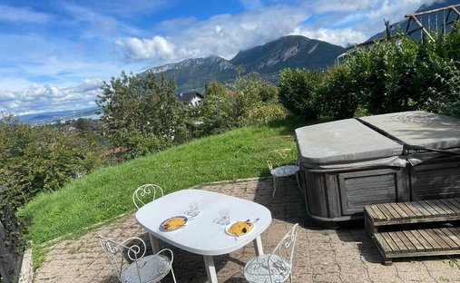 House in Sévrier, Auvergne-Rhône-Alpes, France 1