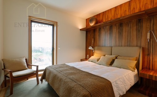 Apartment in Cedofeita, Santo Ildefonso, Se, Miragaia, Sao Nicolau e Vitoria, Porto District, Portugal 1