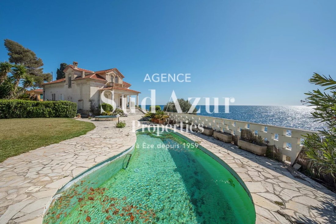 Propriété Au Bord De L'eau à Dans Cap D'ail, Provence Alpes Côte D'azur ...