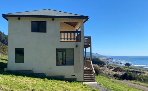 House in Westport, California, United States 1