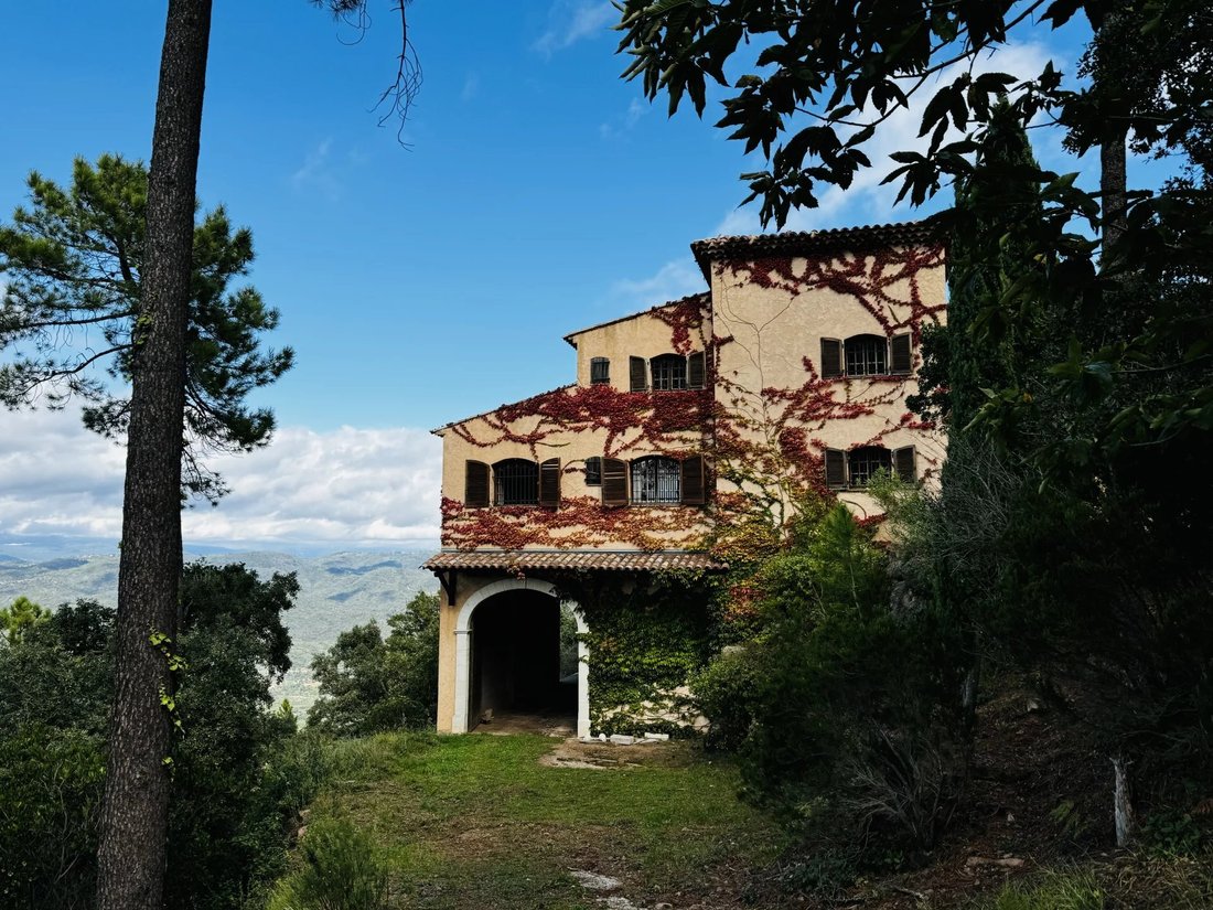 Villa in Les Termes, Mandelieu-la-Napoule, France 4 - 16150888
