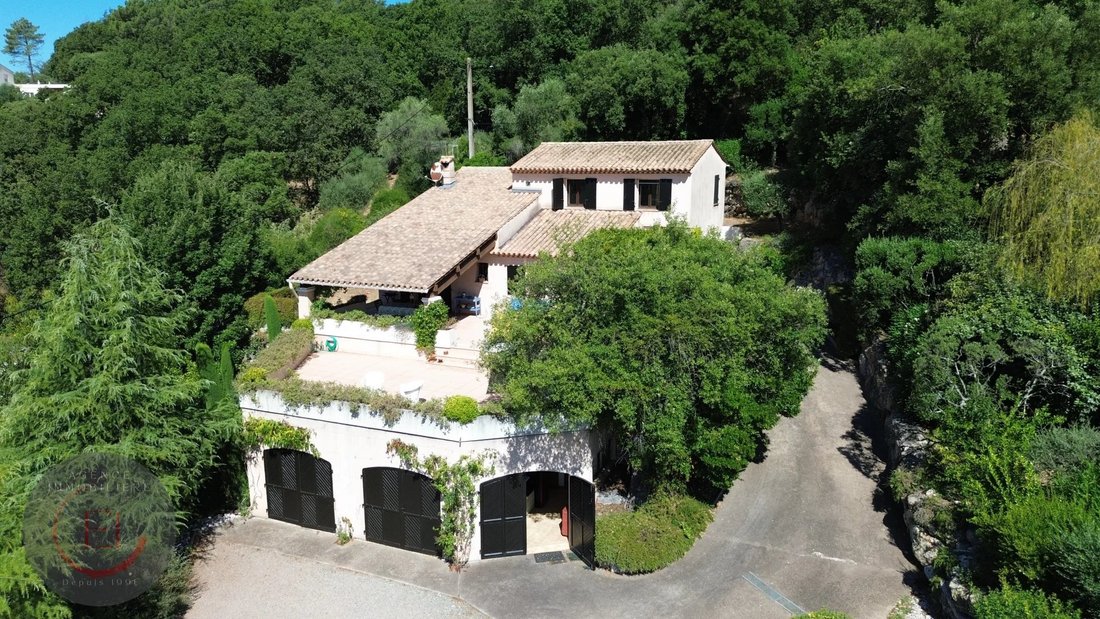 Villa in Les Adrets-de-l'Estérel, Provence-Alpes-Côte d'Azur, France 4 - 16038623