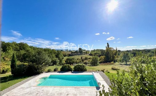 Country House in Secteur Sud, Pernes-les-Fontaines, France 1