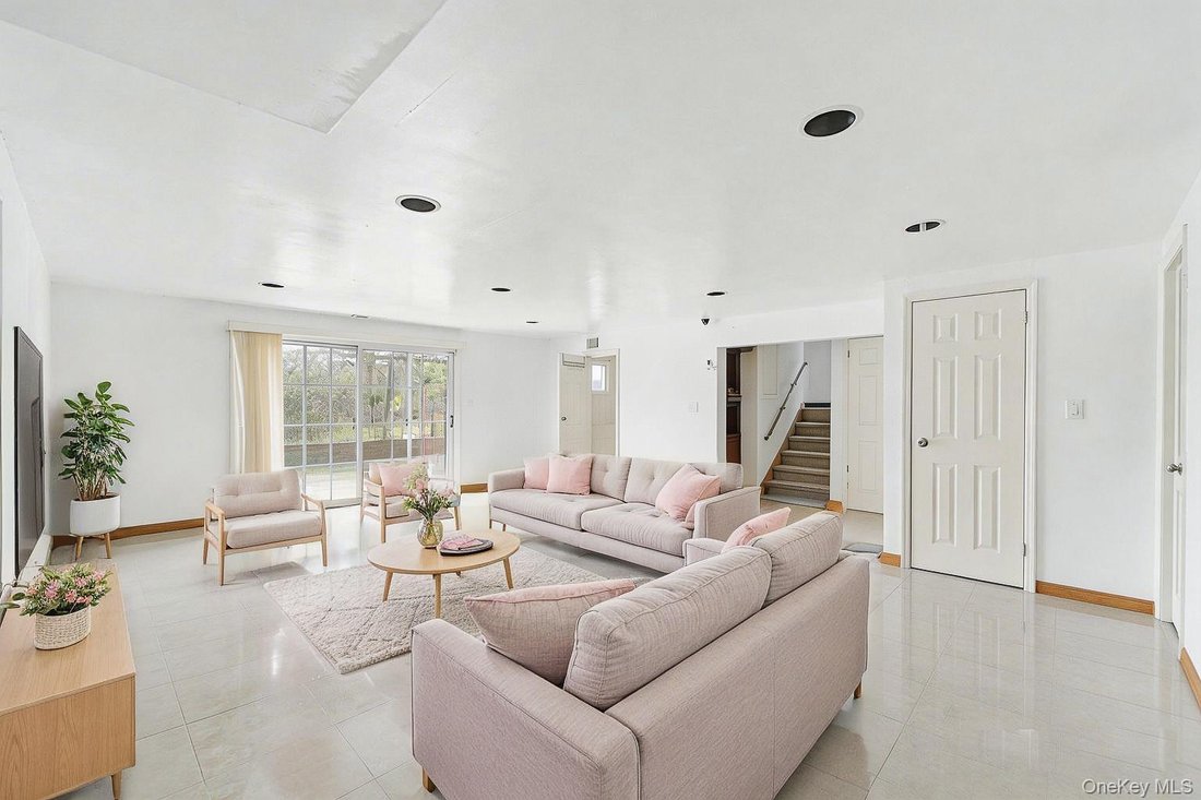 House in Great Neck, New York, United States 4 - 17542803