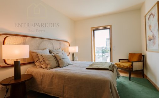 Apartment in Cedofeita, Santo Ildefonso, Se, Miragaia, Sao Nicolau e Vitoria, Porto District, Portugal 1