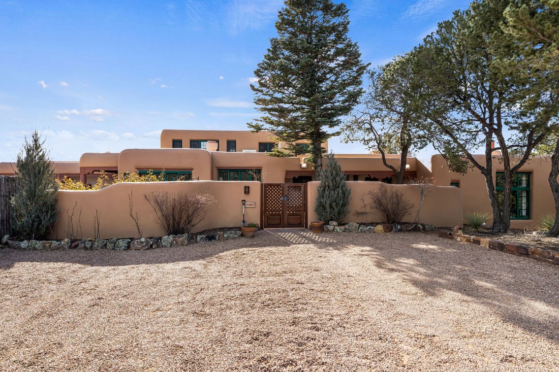House in Santa Fe, New Mexico, United States 2 - 17550058