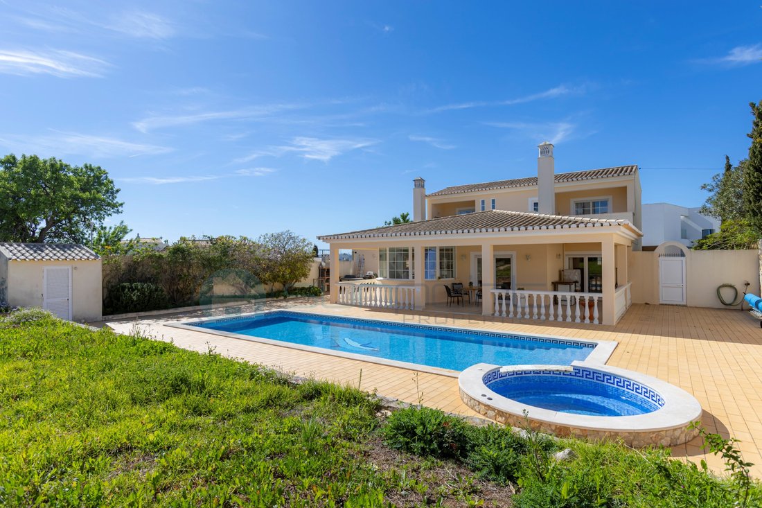 House in Praia da Luz, Algarve, Portugal 1 - 17550244