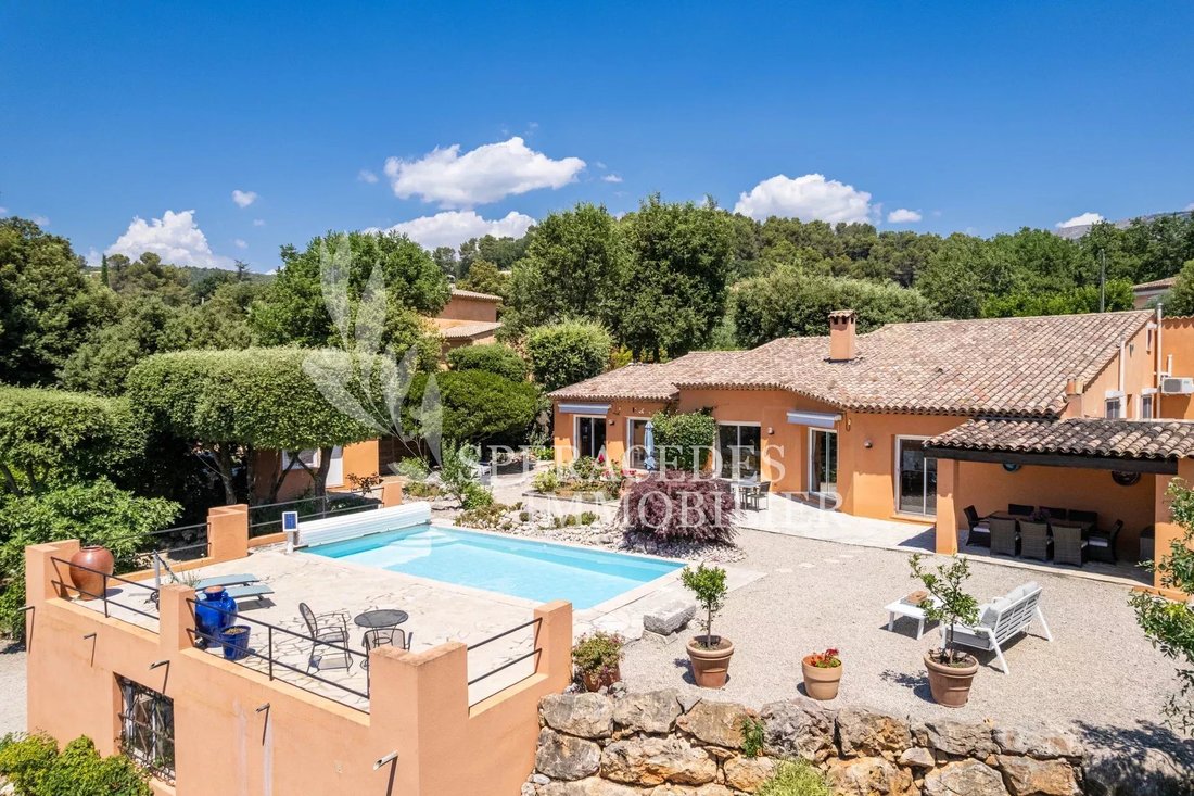 Villa in Cabris, Provence-Alpes-Côte d'Azur, France 1 - 15931556
