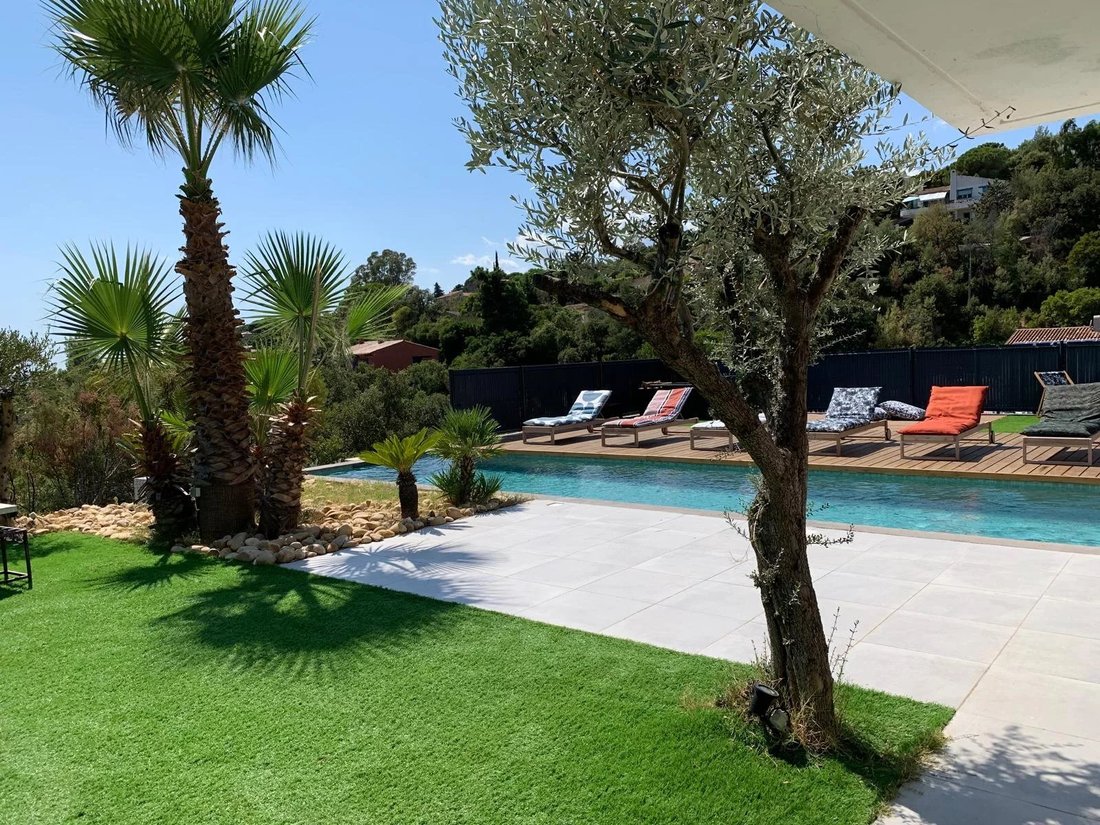 Villa in Basse Suane-Les Virgiles, Sainte-Maxime, France 2 - 14648255