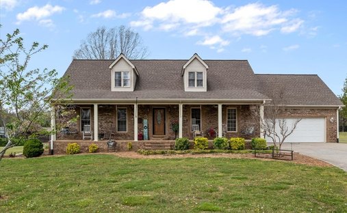 House in New Johnsonville, Tennessee, United States 1