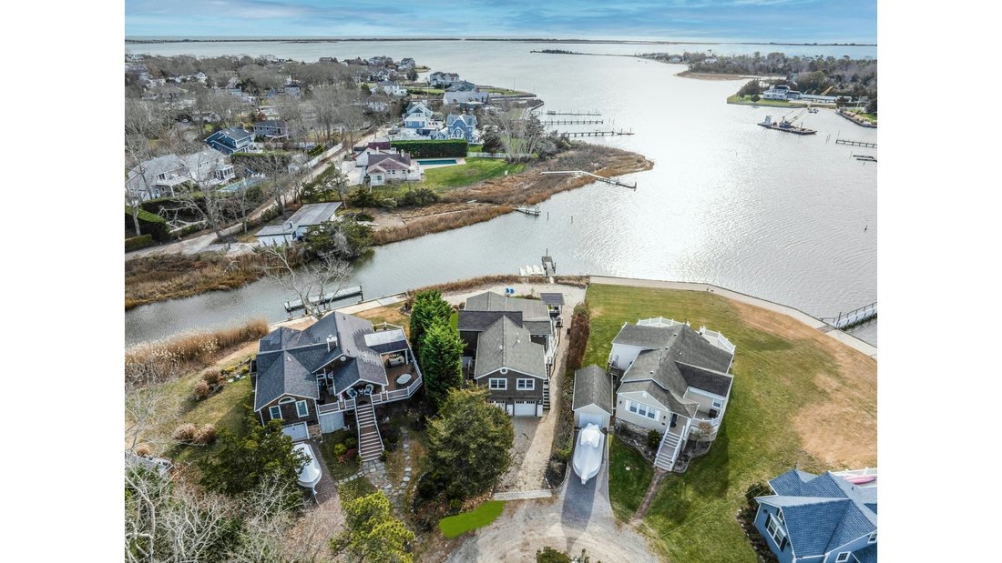 House in Hampton Bays, New York, United States 2 - 16876485