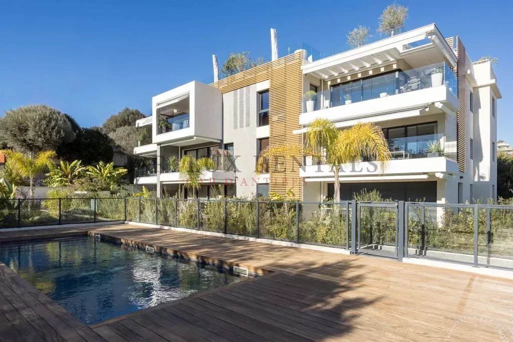Apartment in Antibes, Provence-Alpes-Côte d'Azur, France 1 - 17549964