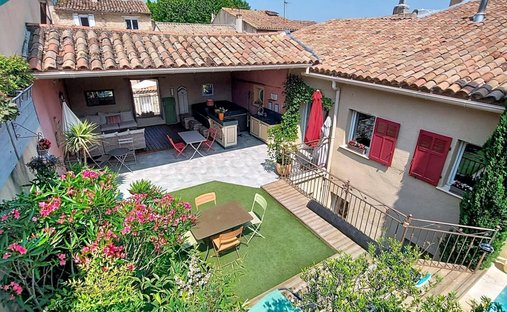 House in La Roque-d'Anthéron, Provence-Alpes-Côte d'Azur, France 1