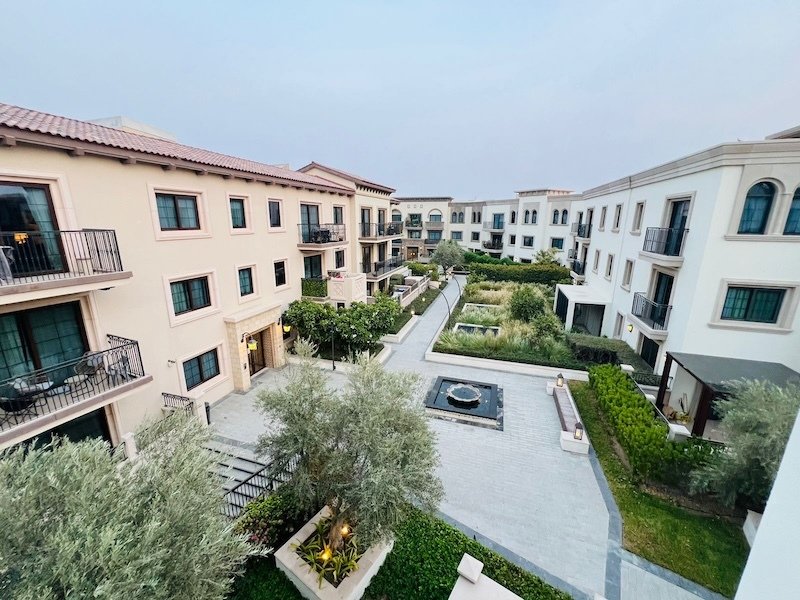 Apartment in Muhaisnah, Dubai, United Arab Emirates 1 - 17549930