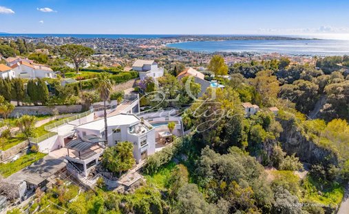 Villa in La Maure-Super Cannes, Vallauris, France 1