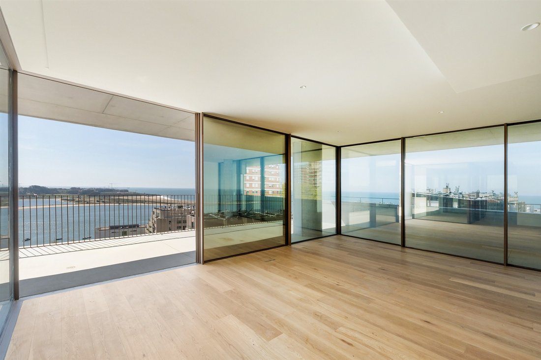 Apartment in Cedofeita, Santo Ildefonso, Se, Miragaia, Sao Nicolau e Vitoria, Porto District, Portugal 3 - 17539255