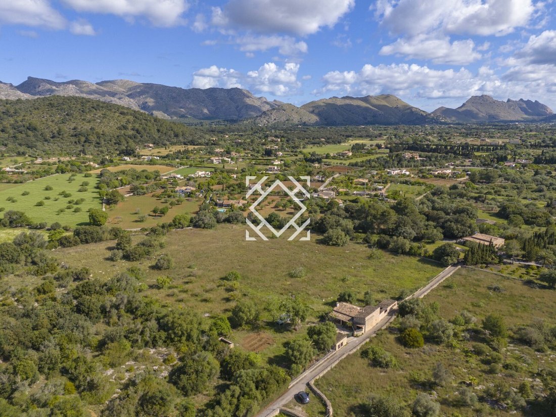 Finca in Pollenca, Balearic Islands, Spain 4 - 17548611