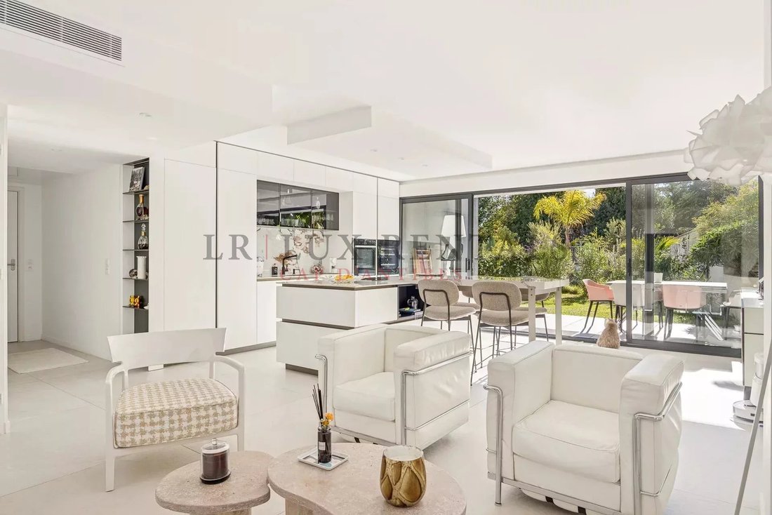 Apartment in Antibes, Provence-Alpes-Côte d'Azur, France 3 - 17549964