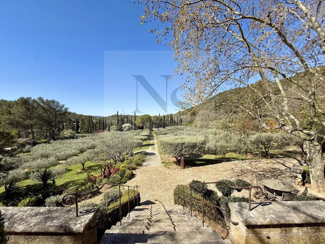Estate in Le Tholonet, Provence-Alpes-Côte d'Azur, France 5 - 17099632