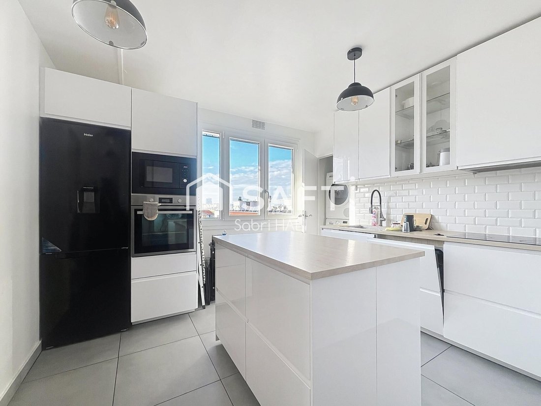 Apartment in Hôtel de Ville, Courbevoie, France 4 - 17551184