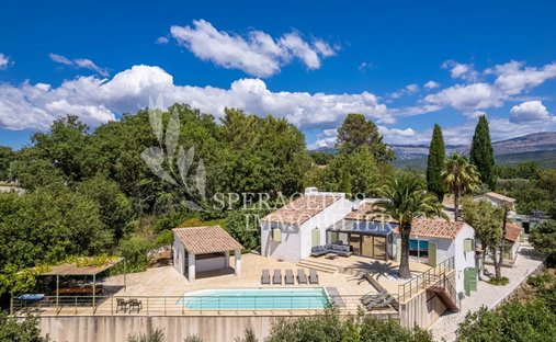 Maison à Saint-Cézaire-sur-Siagne, Provence-Alpes-Côte d'Azur, France 1