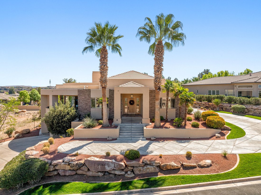 House in St. George, Utah, United States 2 - 17555043