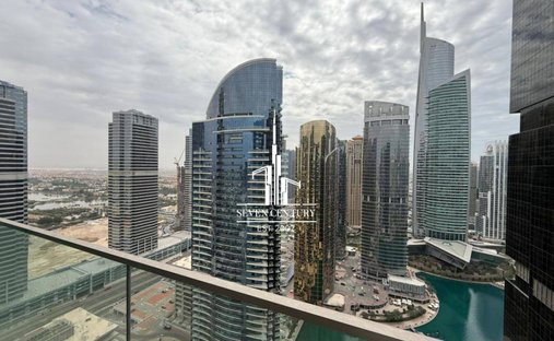 Apartment in JLT / Jumeirah Lakes Towers, Dubai, United Arab Emirates 1