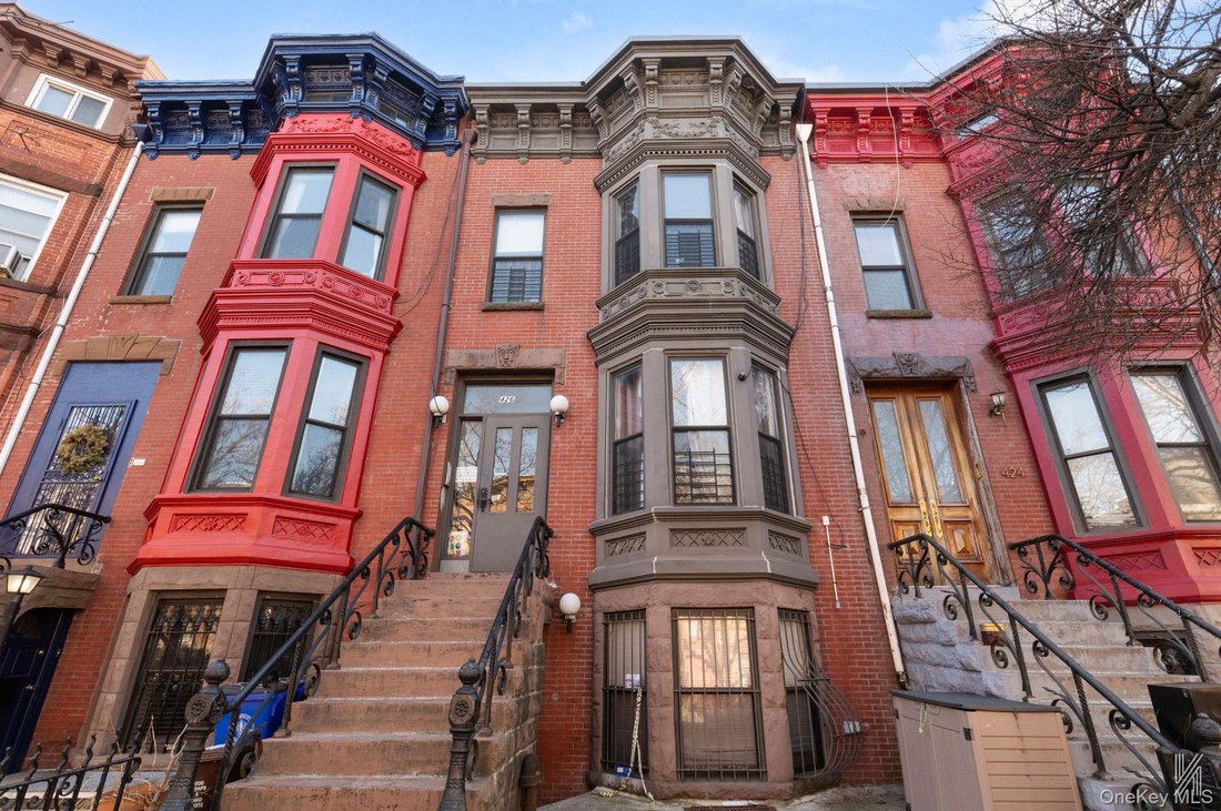 House in New York, New York, United States 1 - 17552320