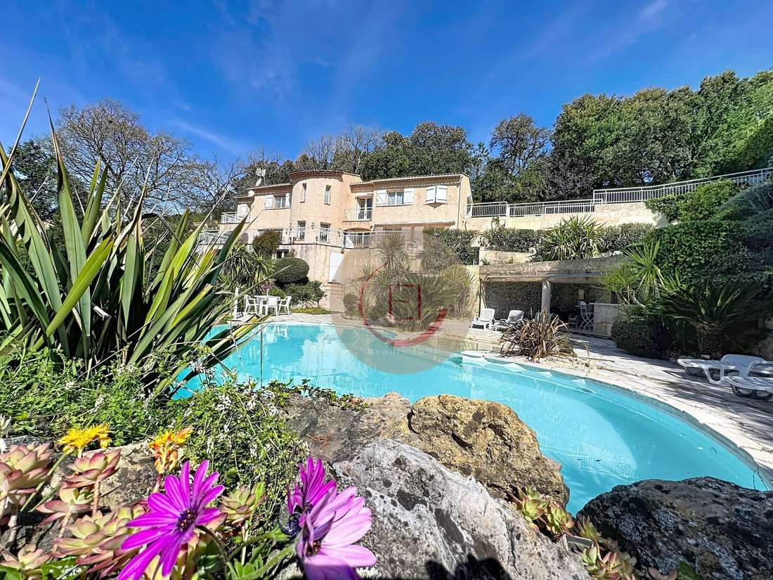 Villa in Les Termes, Mandelieu-la-Napoule, France 1 - 17373309