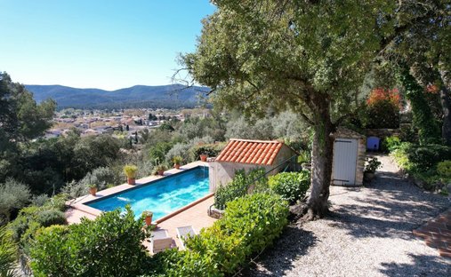 Casa a Pignans, Provenza-Alpi-Costa Azzurra, Francia 1